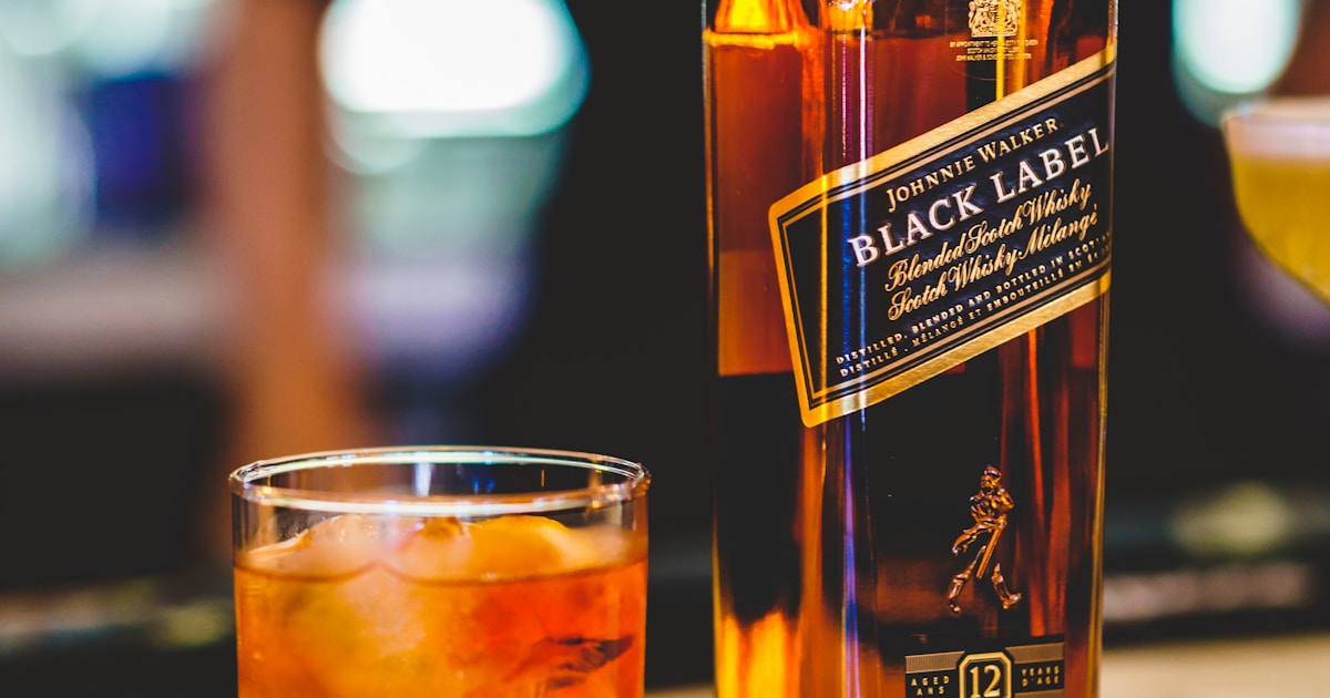 Maker's Mark Bourbon Review — Score & Tasting Notes